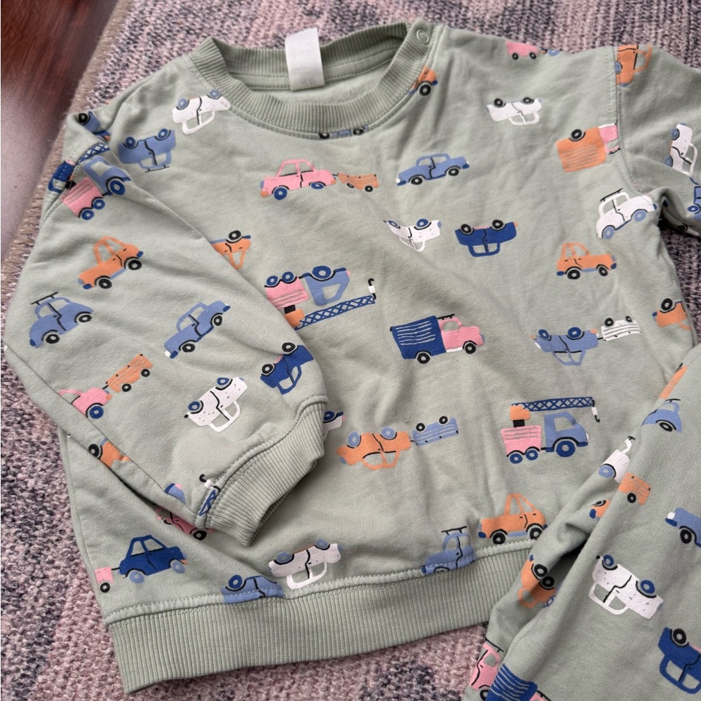 H&M toddler car sweatsuit set - Picture 5 of 5